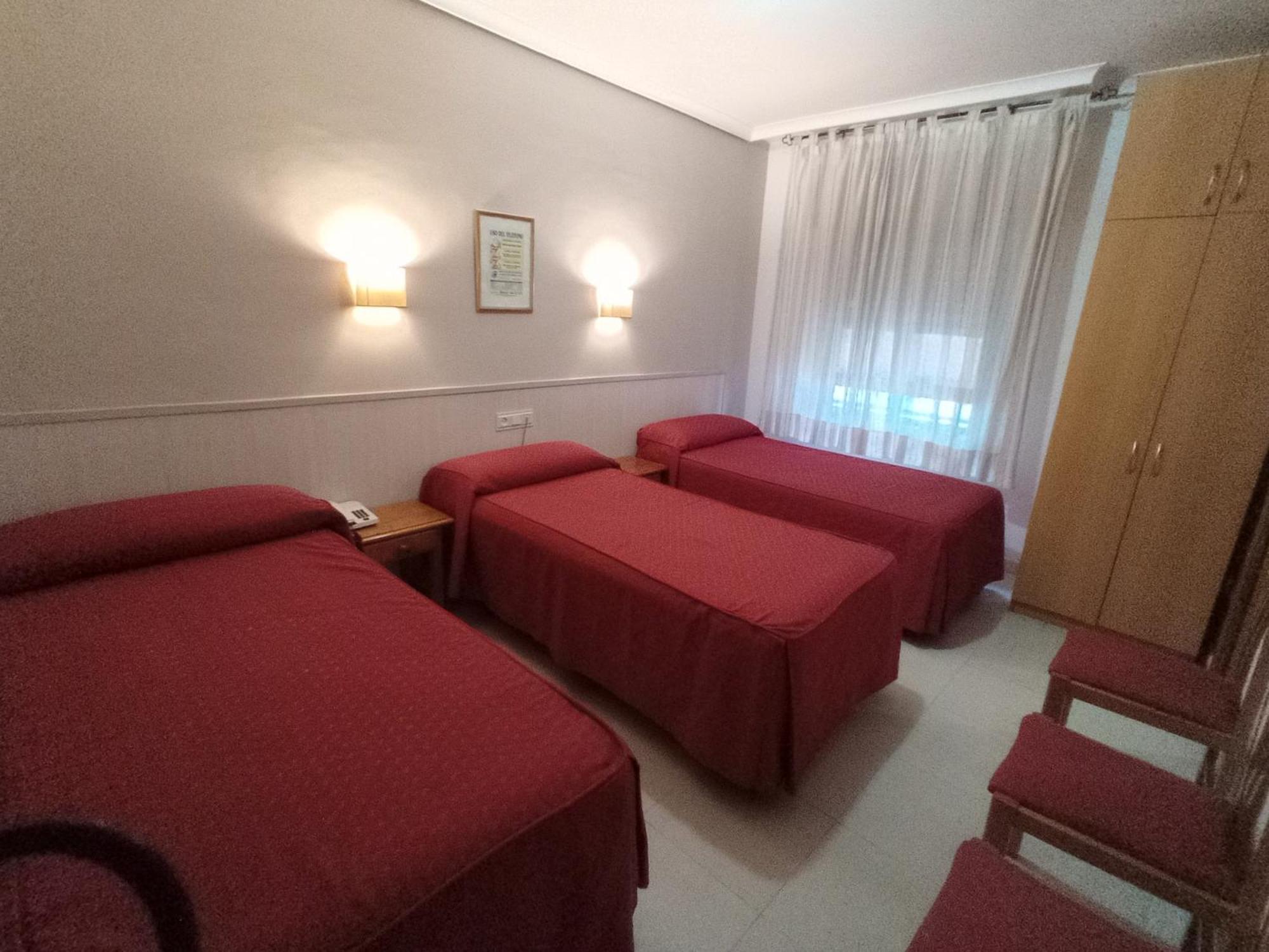 Hostal Atienzar Альбасете Екстер'єр фото